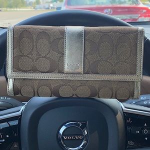 Coach Signature Trifold Wallet